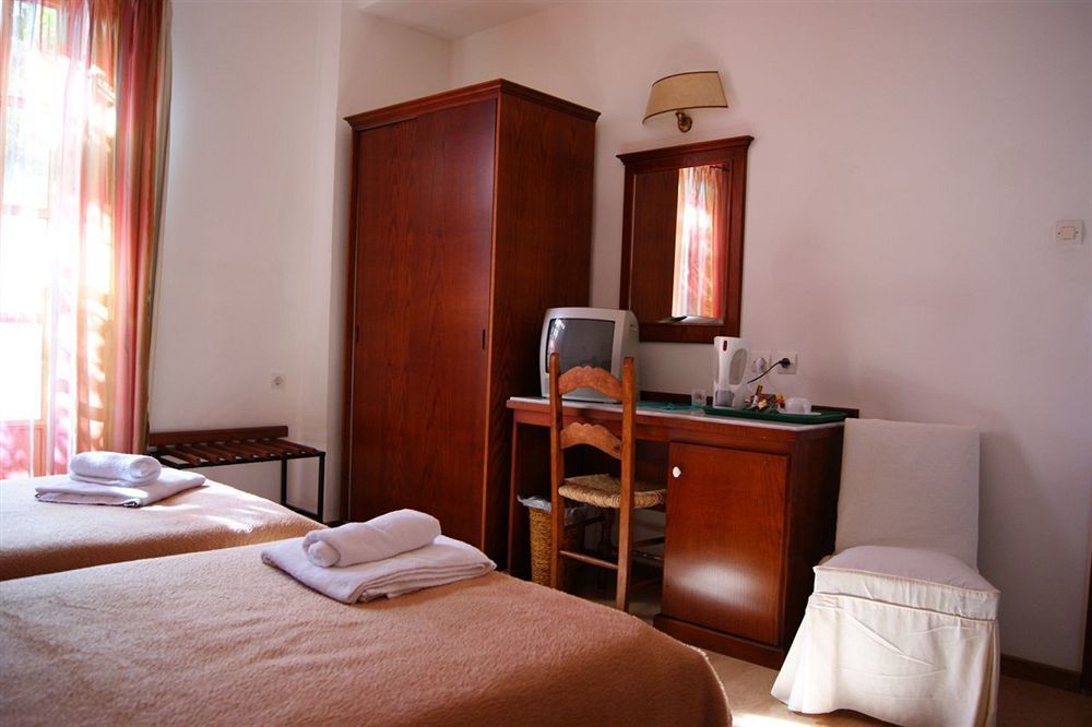 Hotel Pelops Ancient Olympia Eksteriør billede