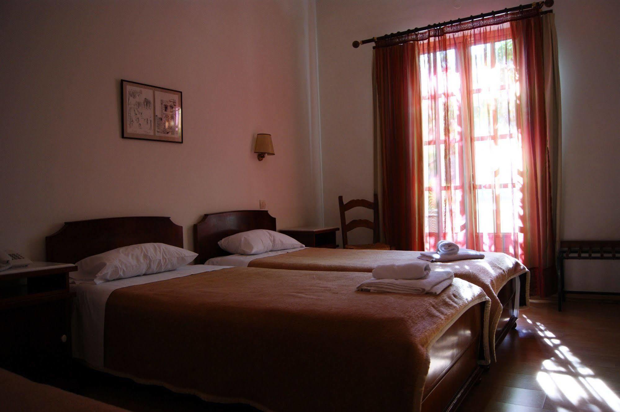 Hotel Pelops Ancient Olympia Eksteriør billede