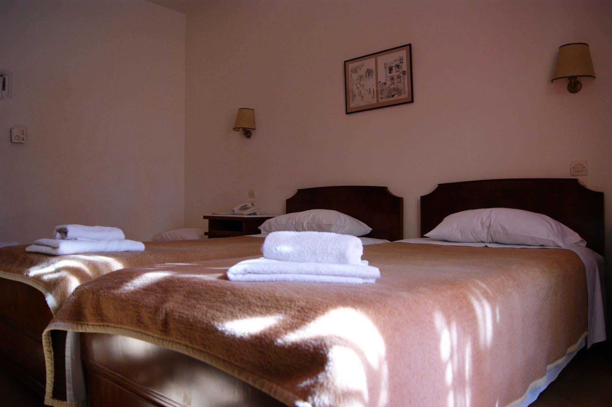 Hotel Pelops Ancient Olympia Eksteriør billede